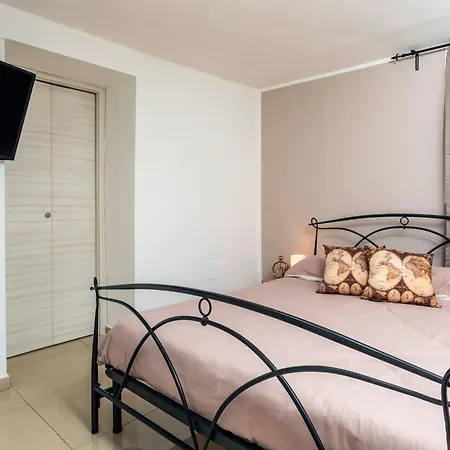 Il Mappamondo 게스트하우스 3*